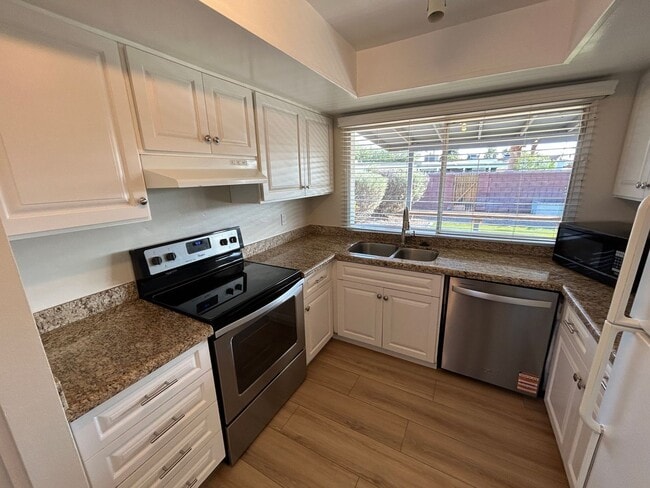 Photo - 8601 E Orange Blossom Ln