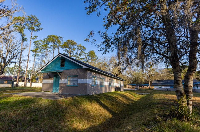 Photo - 6128 Townsend Rd Unit 1