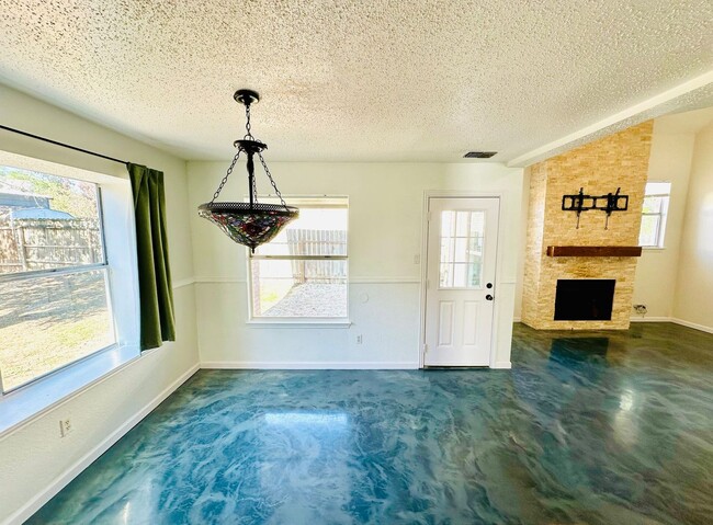 Photo - A Stunning 3-Bedroom 2.5-Bath 2 Storey Home with Spacious Layout and Backyard Oasis!