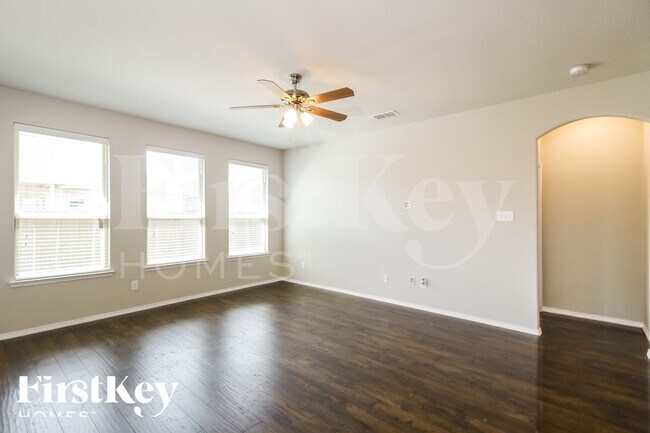 Photo - 3712 Fossil Tree Ln