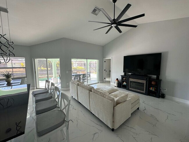 406 SE 15th Terrace Unit SI ID1639295P