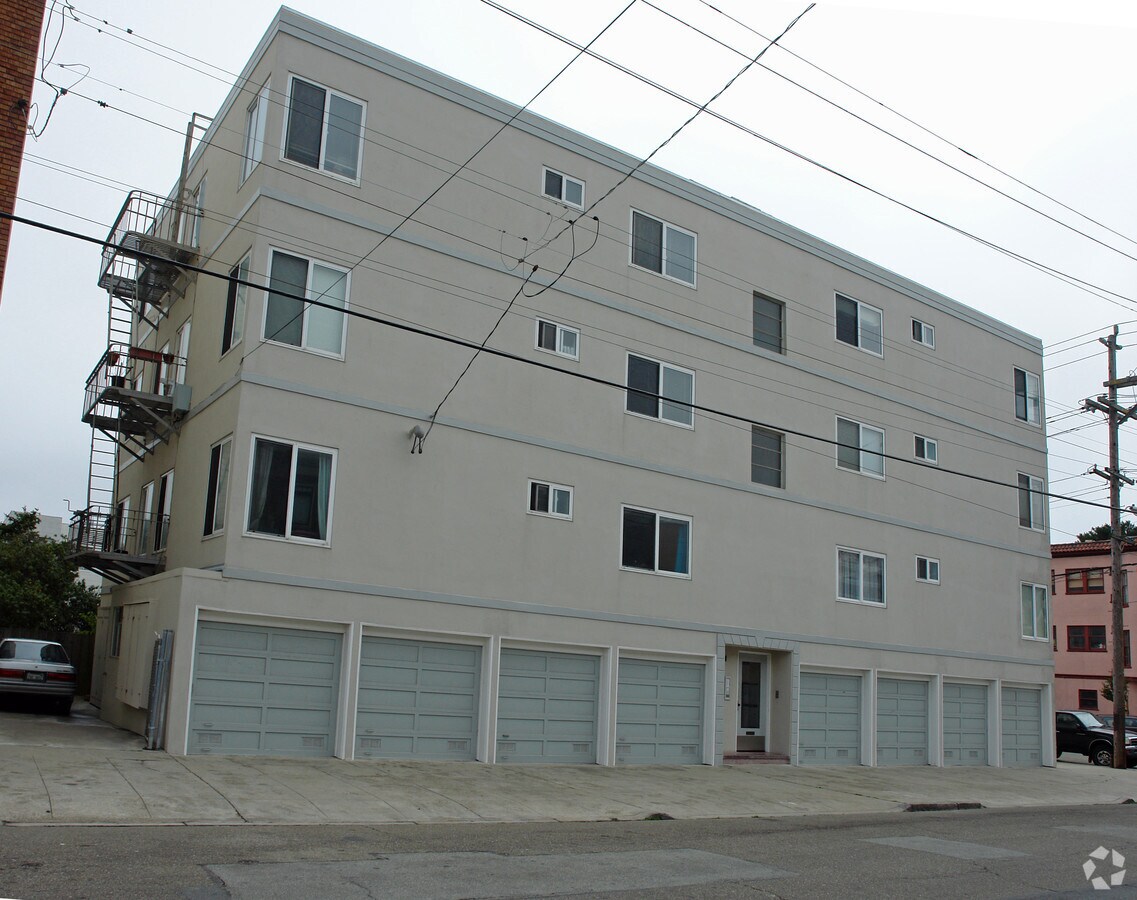 Photo - 590 26th Ave