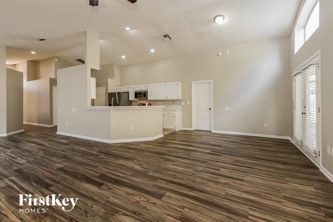 Photo - 13071 Chets Creek Dr N