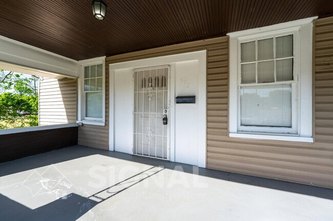 Photo - 512 1st St N