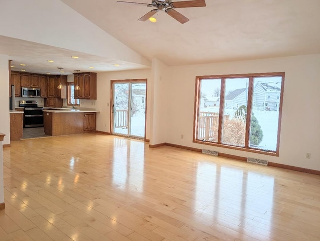 Photo - N9427 Handel Dr