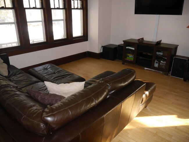 Photo - 1533 N 50th Pl