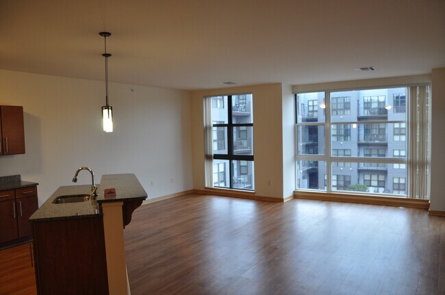 Jackson Square Apartments