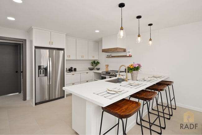 Photo - Charming Country Retreat with Modern Elegance