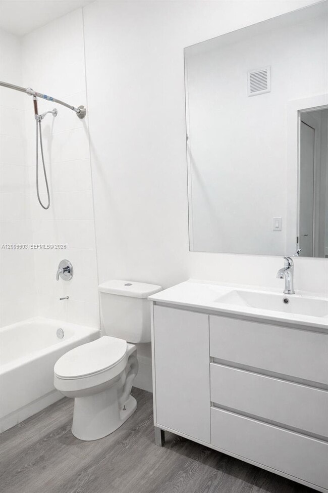 Photo - 17820 NW 73rd Ave Unit 101-1