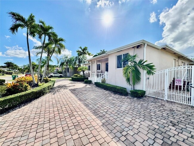 Photo - 8000 SW 17th Terrace