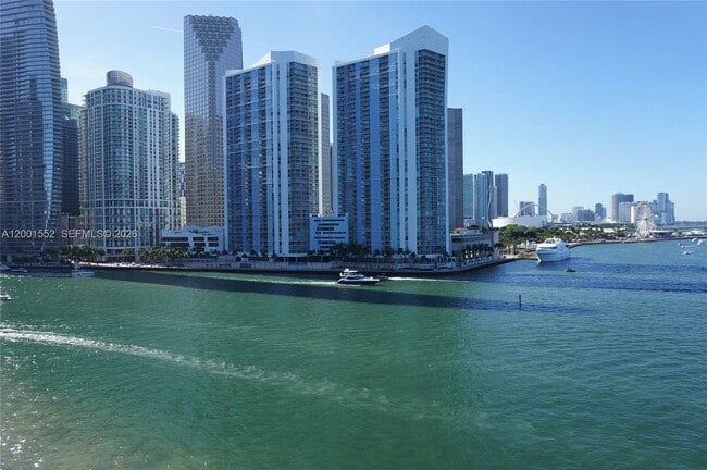 Photo - 848 Brickell Key Dr Unit 806