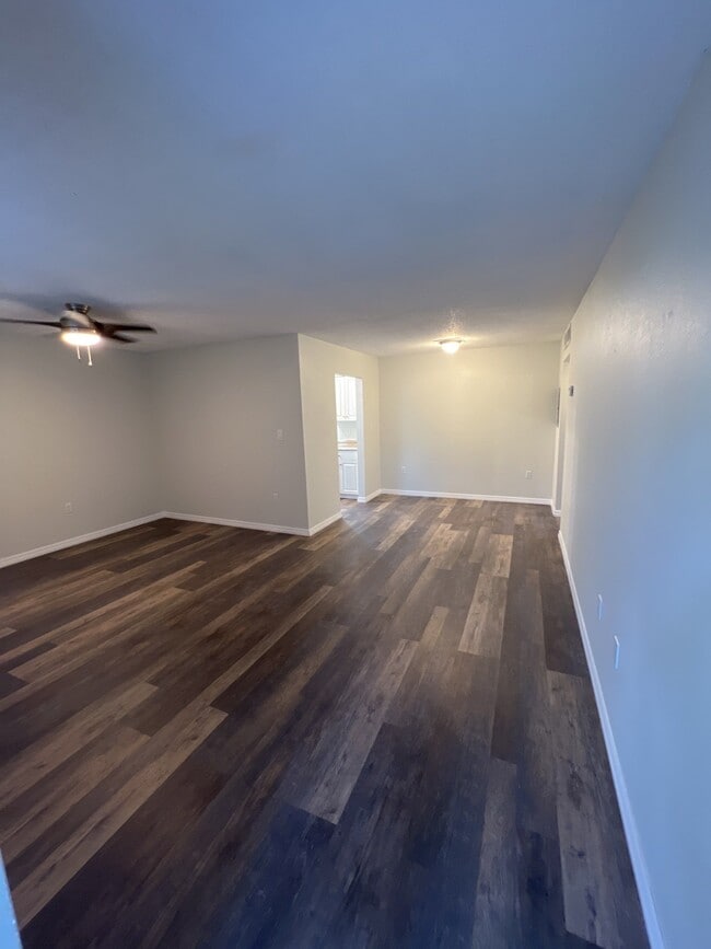 Photo - 3232 On Fruitville