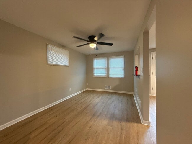 Photo - Three Bedroom Home In Essex