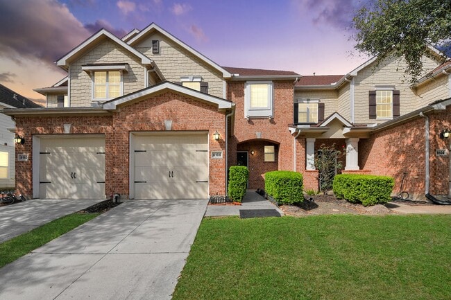 Photo - 8106 Montague Manor Ln Unidad 83
