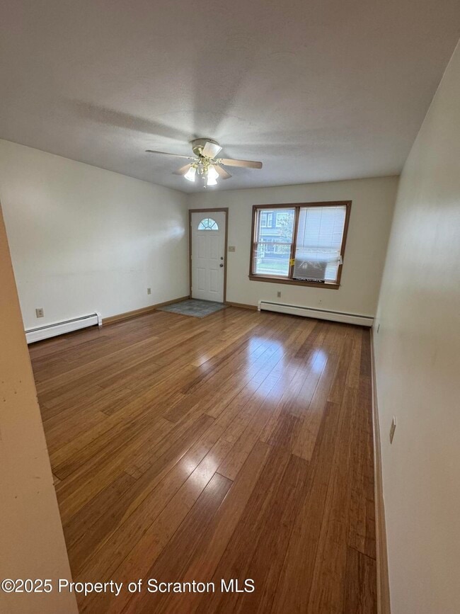 Photo - 230 N Main St