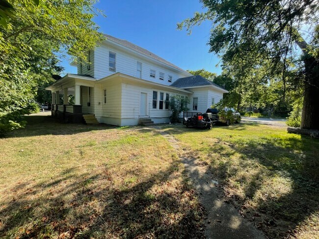 Photo - 301 E Brin St Unit C