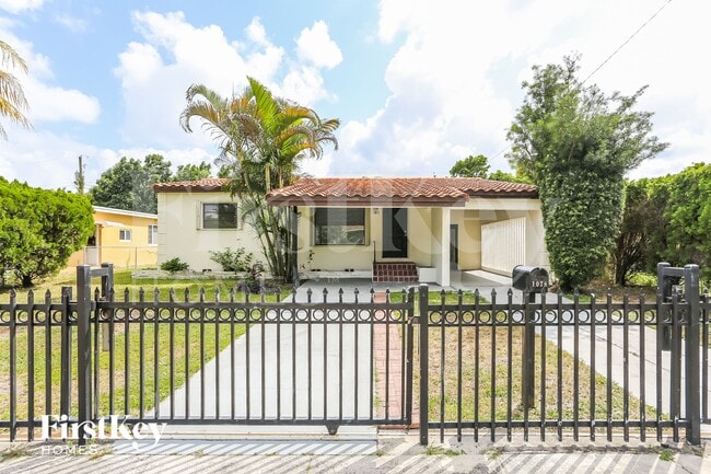 Photo - 1078 NE 157th St