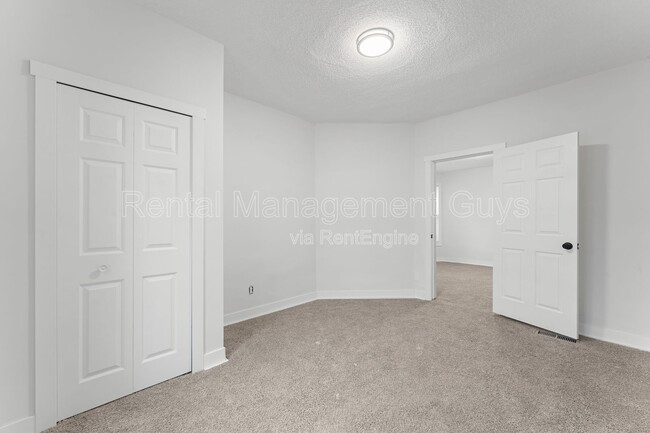 Photo - 2631 N Girard Ave