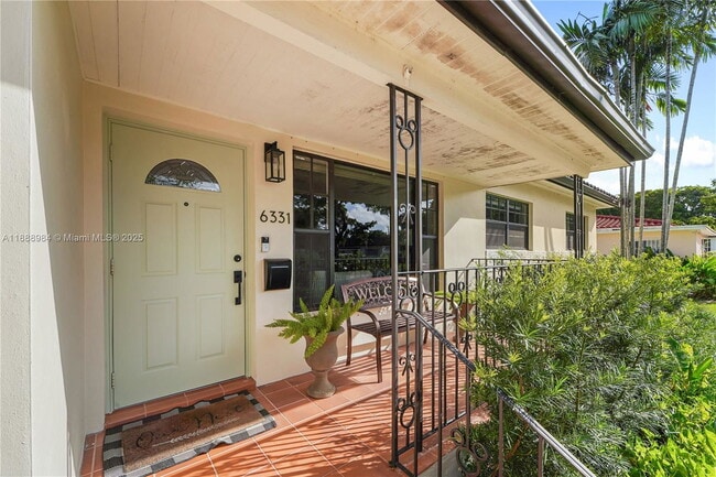 Building Photo - 6331 SW 18th St