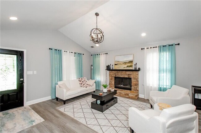 Photo - 238 Knob Hill Dr