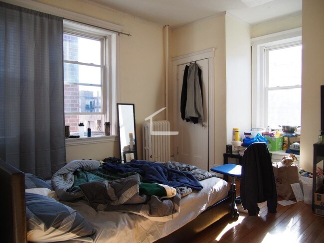 Photo - 74 Egmont St