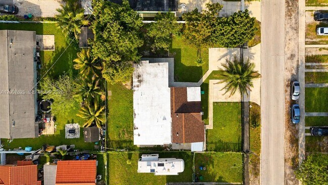 Photo - 1124 NW 100th Terrace Unidad 2