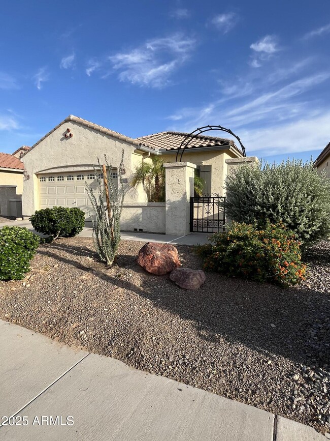 Photo - 26087 W Tonto Ln