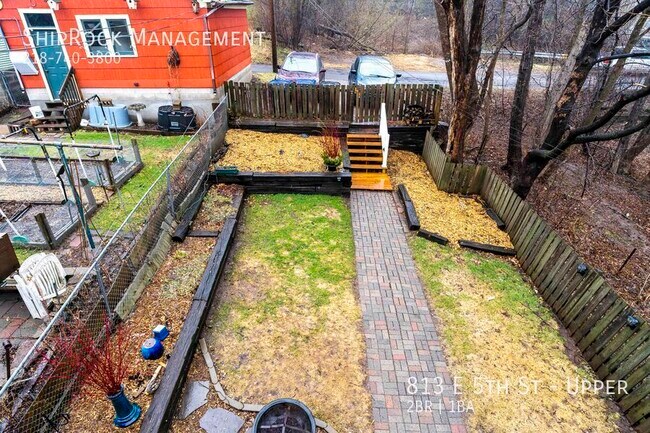 Photo - 813 E 5th St Unidad Upper