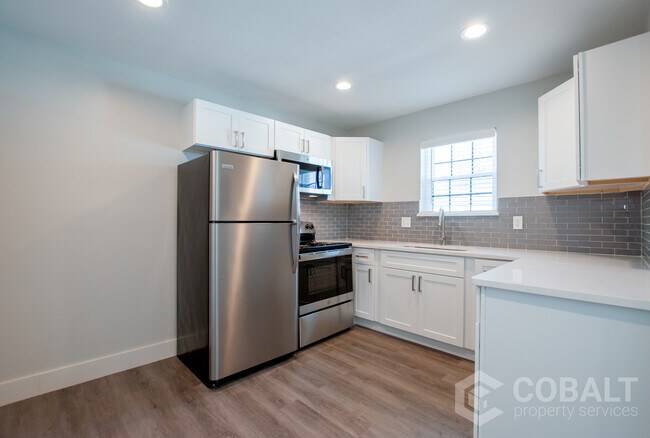 Photo - The Lux on Briar