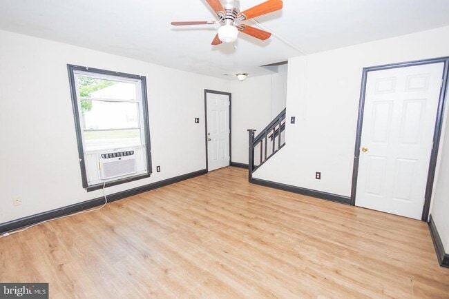 Building Photo - 32 Beau Rivage Dr