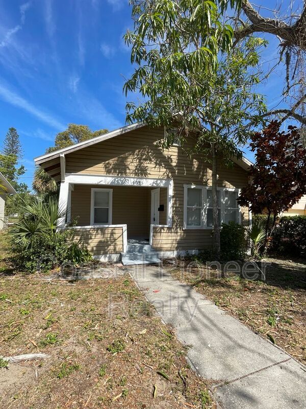 Building Photo - 1315 8th Ave S Rental