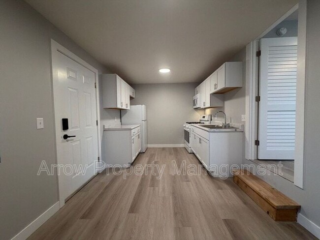 Photo - 877 N 26th St Unit 205