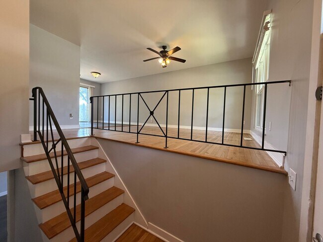 Photo - 213 Poplar Dr