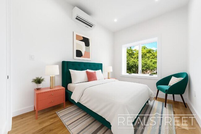 Photo - Brand New Residences with Modern Finishes ...