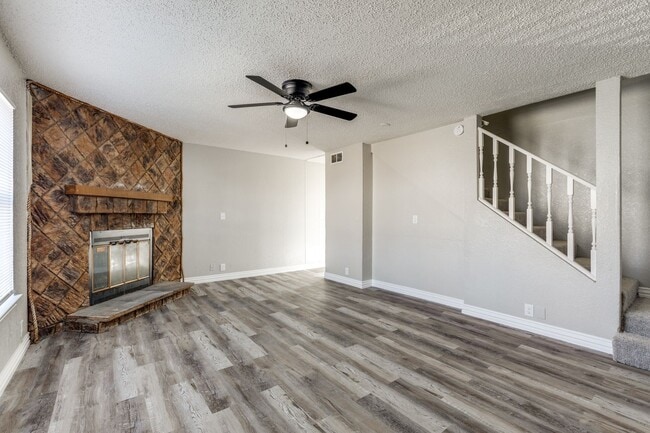 Photo - 228-232 Alexandria St Duplex Unit 232 Alexandria St