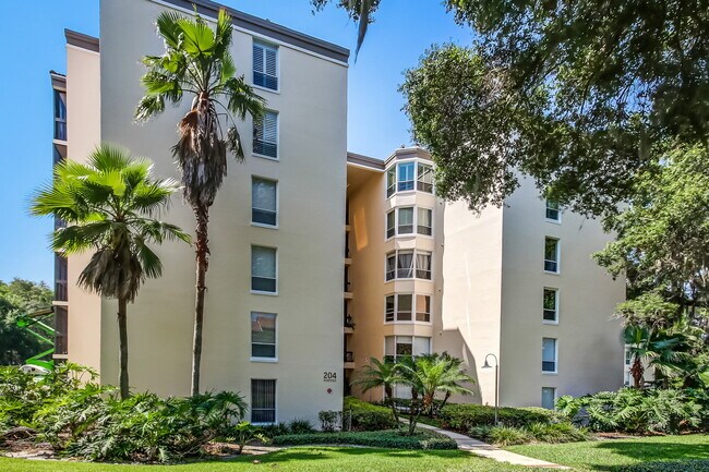 204 Quayside Cir