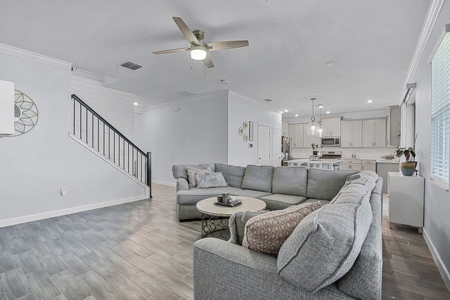 Photo - 1123 Dora Parc Ln