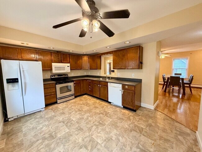 Photo - 59 Whitney Ave Unidad 2