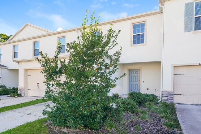 Photo - 43 N Center St