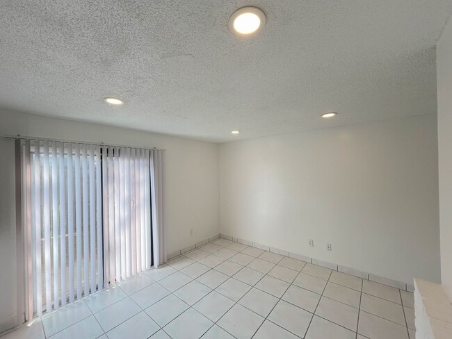 Photo - 5151 Picadilly Circus Ct Unit 2