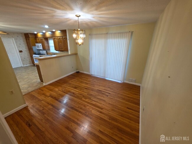 Photo - 236 Merchants Ave