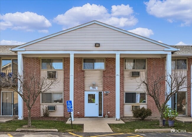 Building Photo - 706 Marilyn Ave Unit 109 Rental