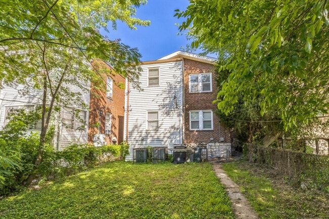 Photo - 5512-5514 S Grand Blvd Unit 5514 S Grand Blvd - Upper