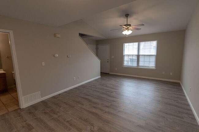 Photo - 5808-5810 Canaveral Dr. Unidad 5810