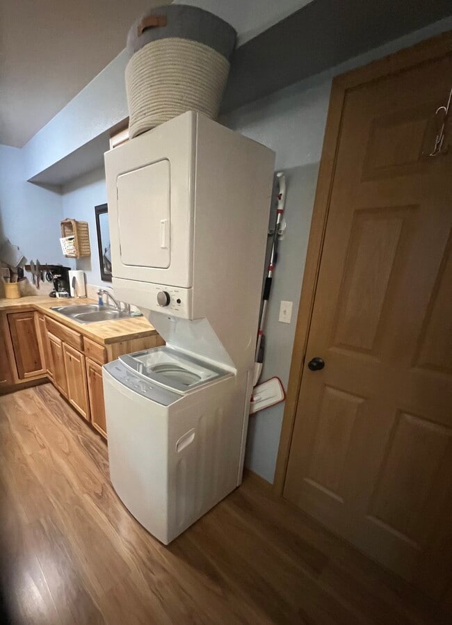 Photo - 1345 E Brant Cir Unit Studio apartment