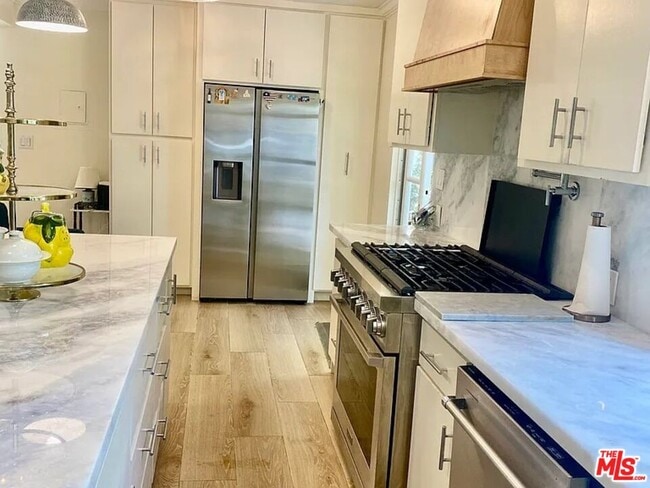 Photo - 11323 Mississippi Ave