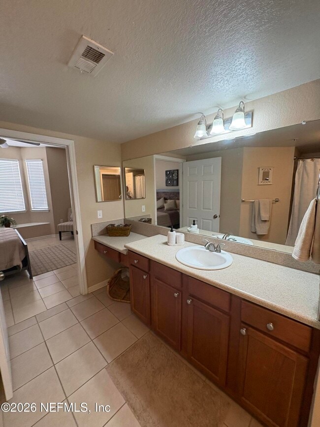 Photo - 8550 Touchton Rd Unidad 235