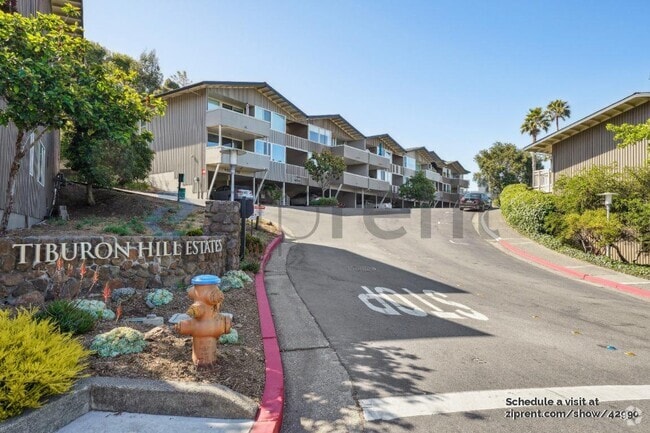 Building Photo - 9 Janet Way Rental