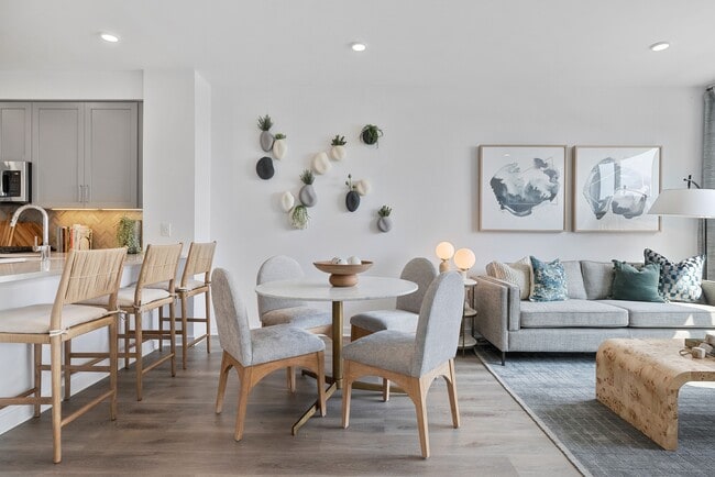 The Pearl at Station Bay