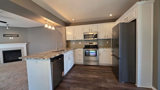 Photo - 4555 NE 83rd St
